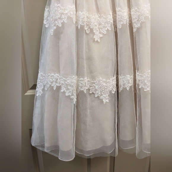 David's Bridal Banded Lace Illusion Formal Girls Dress/Gown Size 12 - Picture 7 of 17